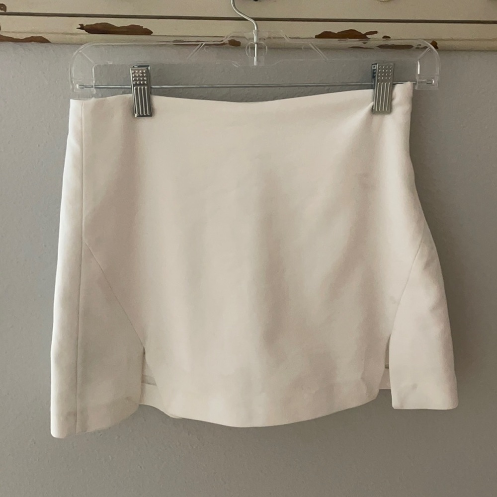 ZARA white skort